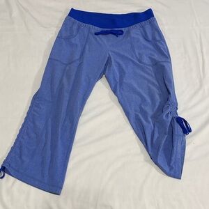 Athleta Vibrant Blue Capri Jogger Pants